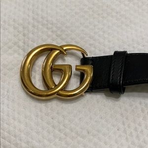 Médium buckle Gucci leather double GG belt